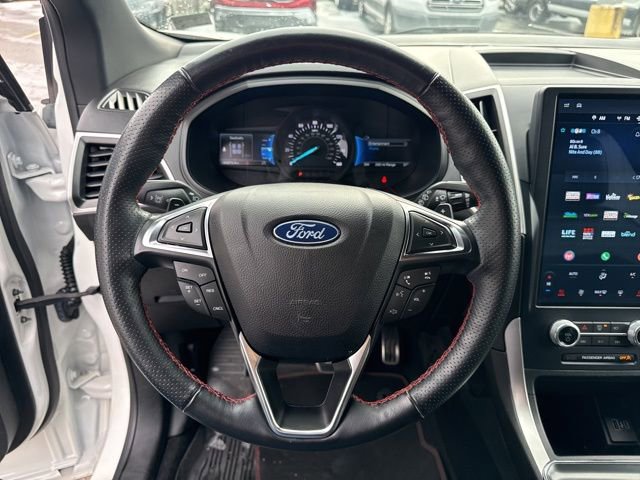 Certified 2022 Ford Edge ST-Line w/ Class II Trailer Tow Package image 18