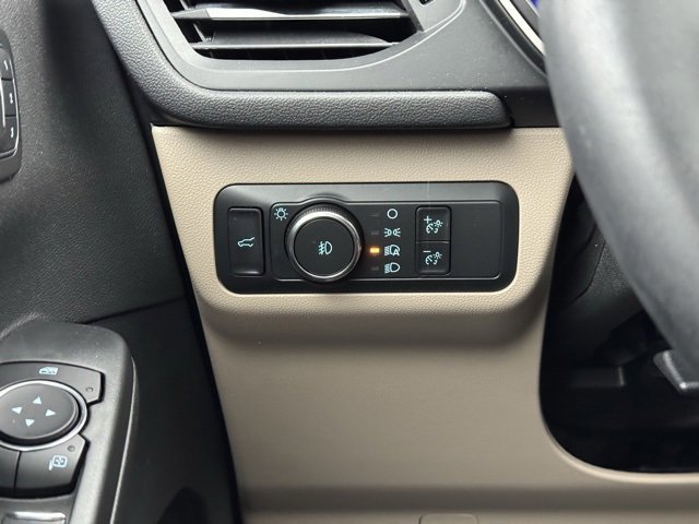 Certified 2022 Ford Escape SEL w/ Technology Package image 36