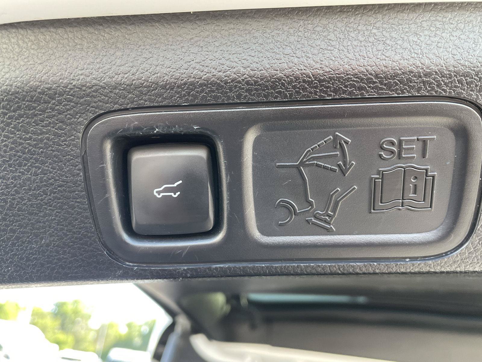 Certified 2020 Ford Expedition Limited AWD/4WD image 35