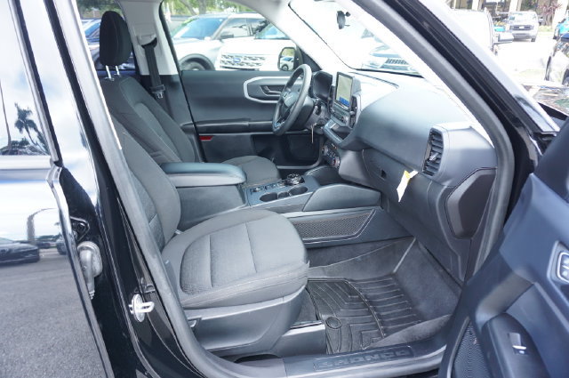 Certified 2021 Ford Bronco Sport AWD/4WD image 3