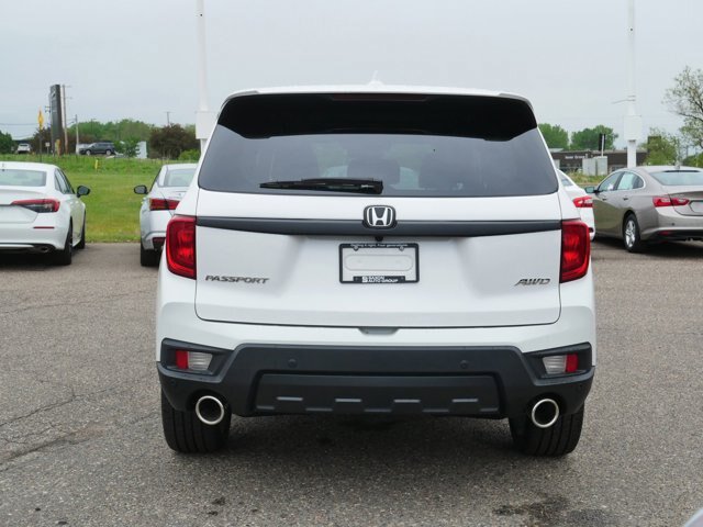 Used 2023 Honda Passport EX-L image 4