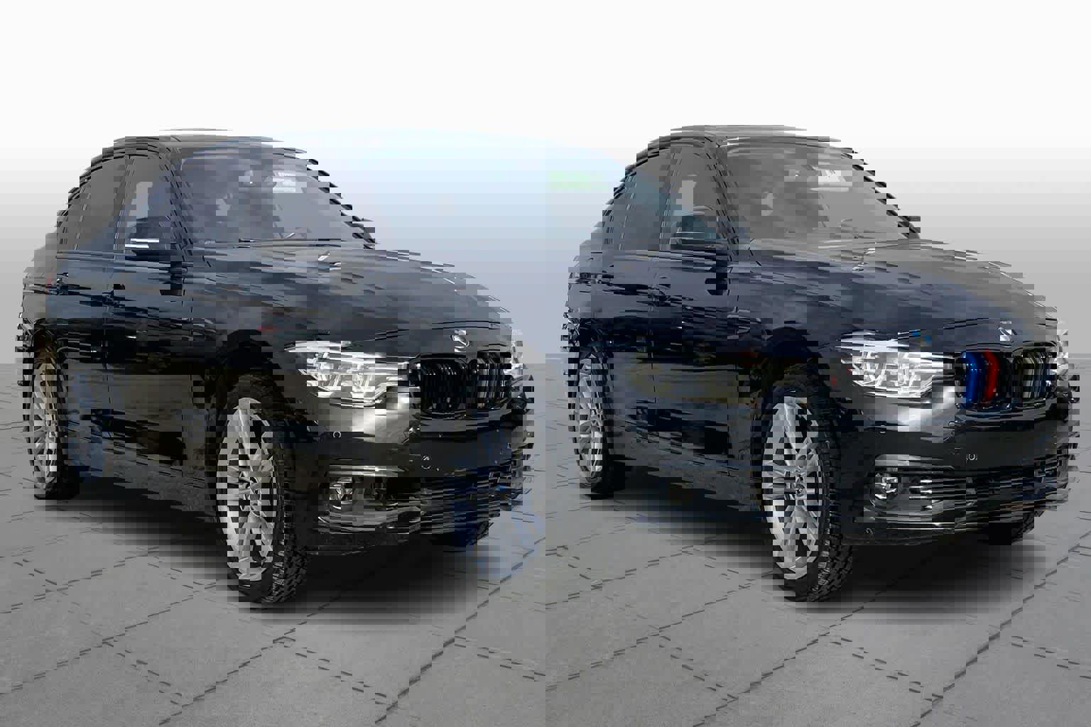 Used 2018 BMW 320i Sedan image 5