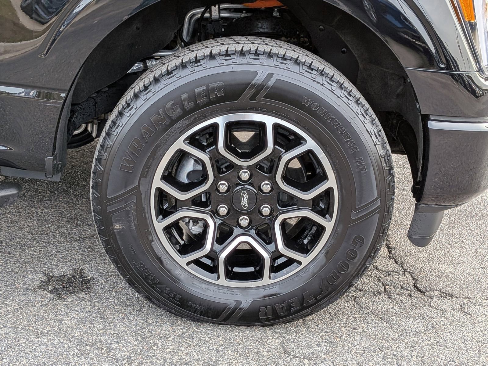 Certified 2023 Ford F150 XLT w/ Equipment Group 302A High image 12