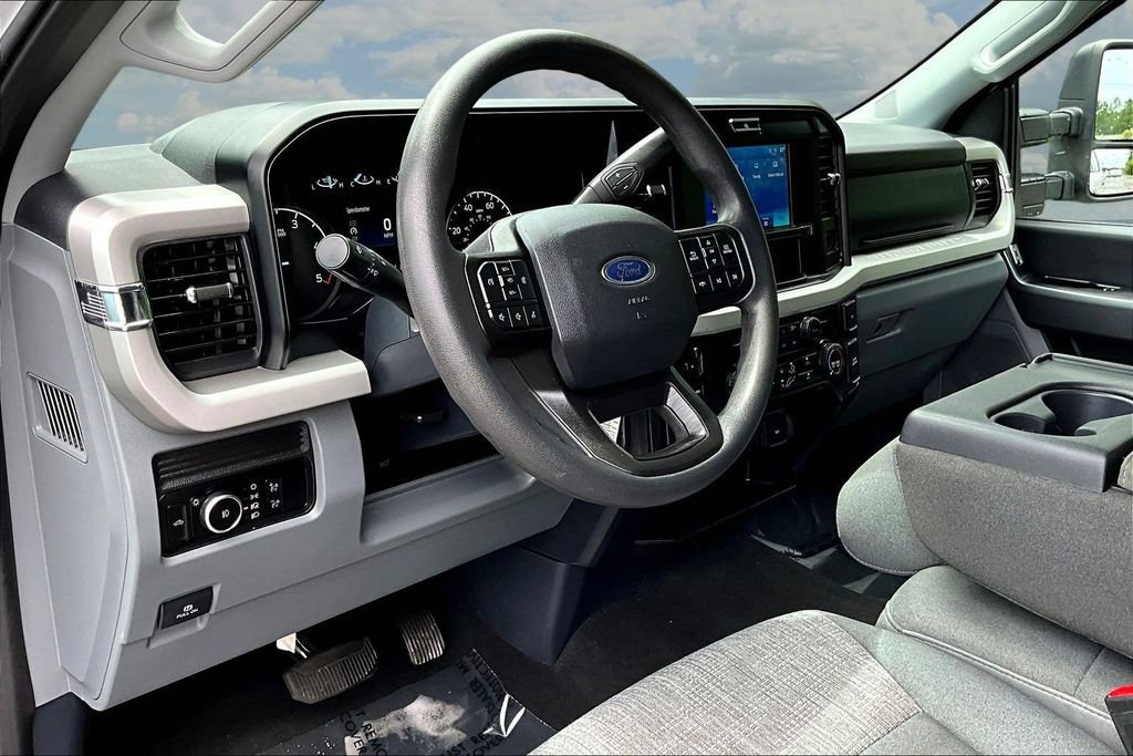 Certified 2025 Ford F250 XLT AWD/4WD image 20