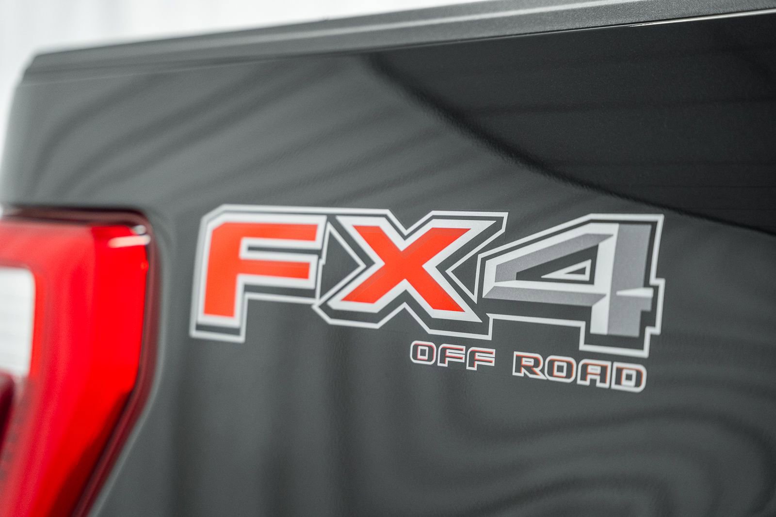 Certified 2021 Ford F150 Lariat w/ Equipment Group 502A High image 21