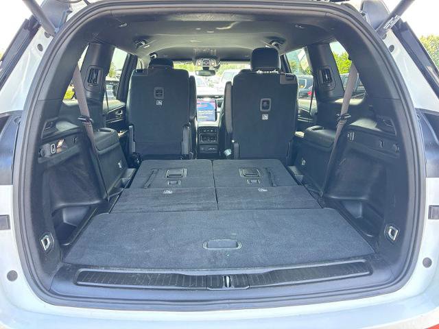 Used 2024 Jeep Grand Cherokee L Limited AWD/4WD image 24