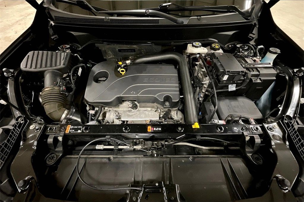 Used 2023 GMC Terrain AT4 image 12