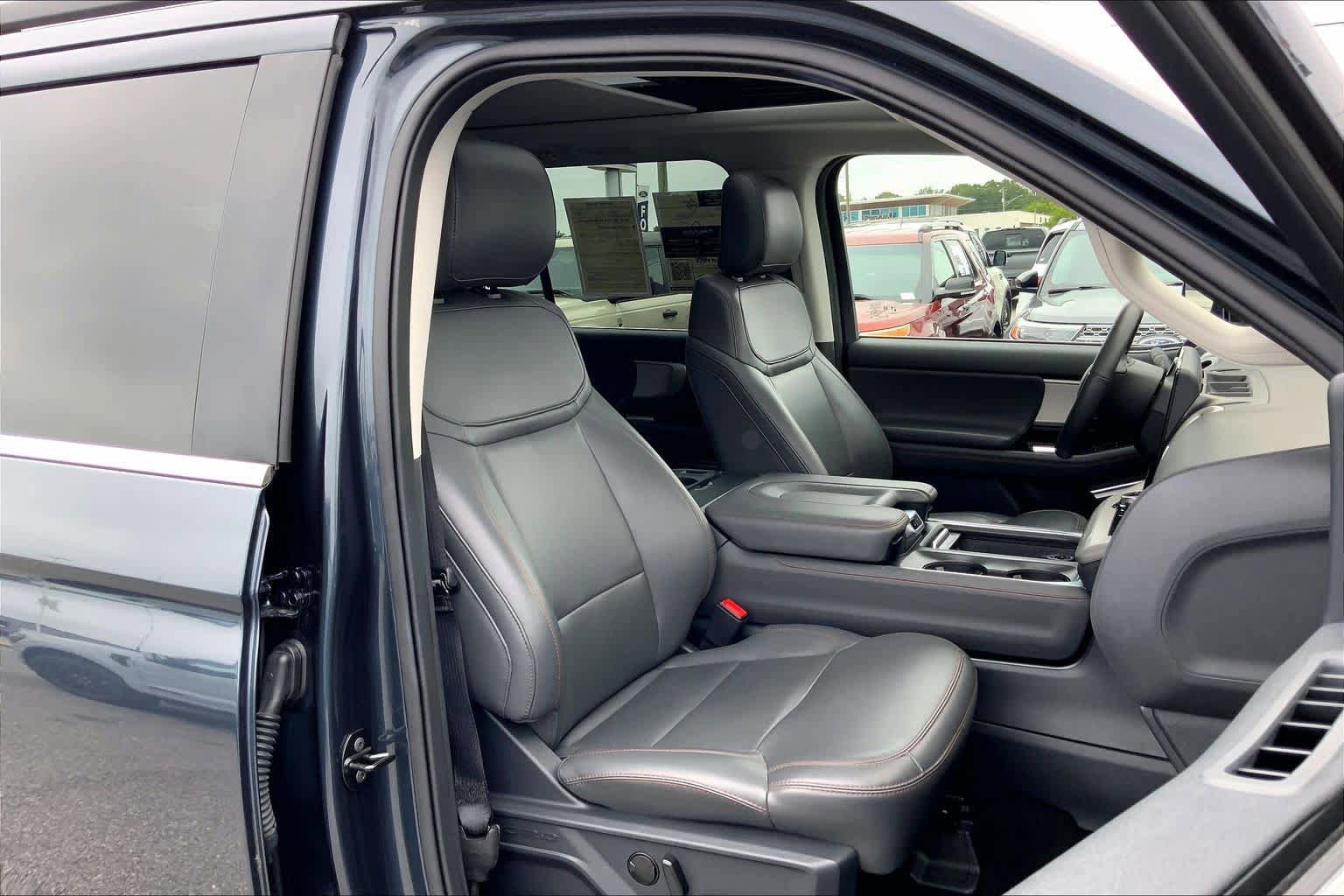 Certified 2025 Ford Expedition Max Active RWD image 10