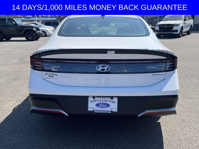 Used 2025 Hyundai Sonata SE FWD image 4