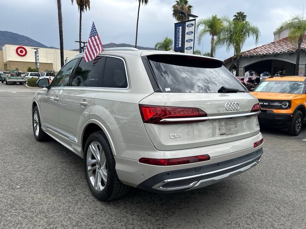 Used 2021 Audi Q7 2.0T Premium Plus w/ Premium Plus Package AWD/4WD image 7