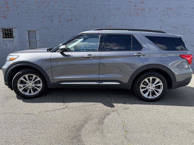 Certified 2023 Ford Explorer XLT w/ Equipment Group 202A AWD/4WD image 28