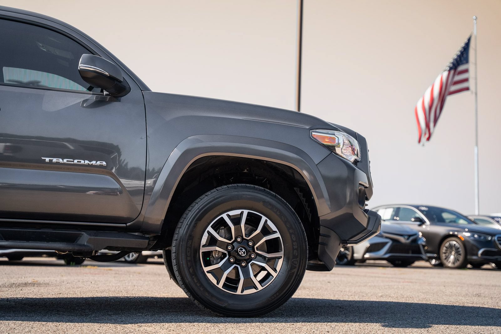 Used 2022 Toyota Tacoma TRD Sport w/ Technology Package RWD image 15
