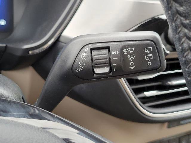 Certified 2021 Ford Escape Titanium image 32