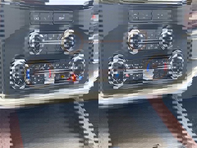 Certified 2024 Ford Expedition Limited image 63