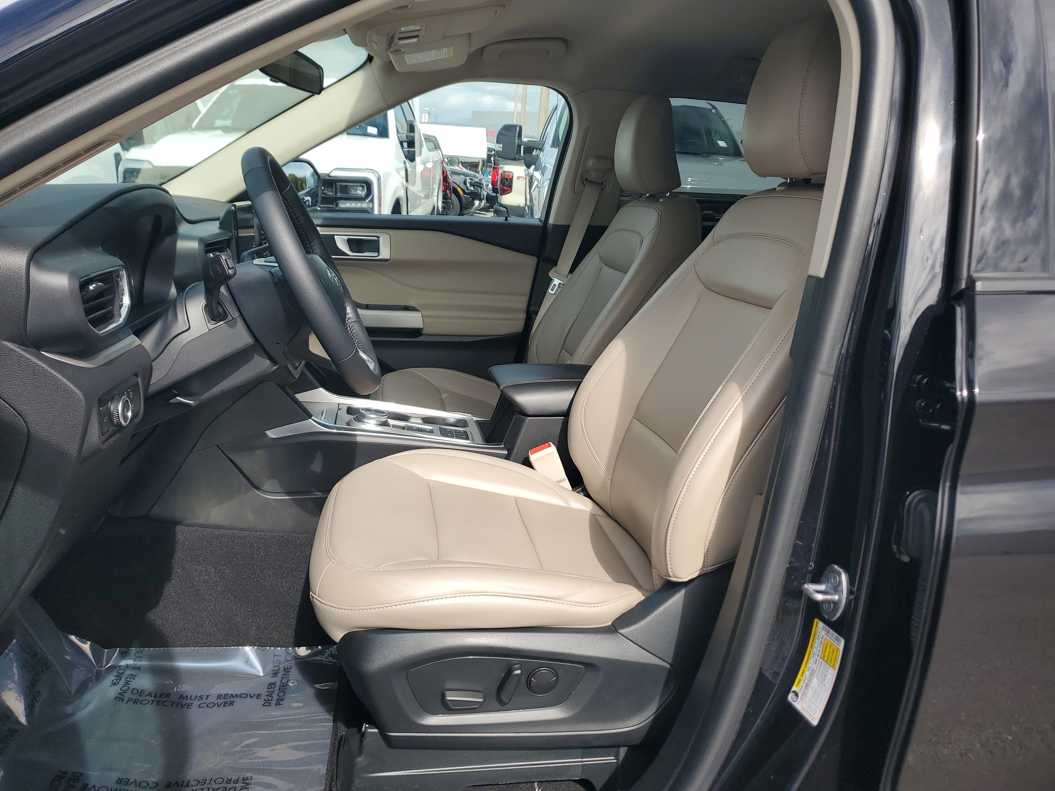 Certified 2024 Ford Explorer XLT w/ Equipment Group 202A image 11