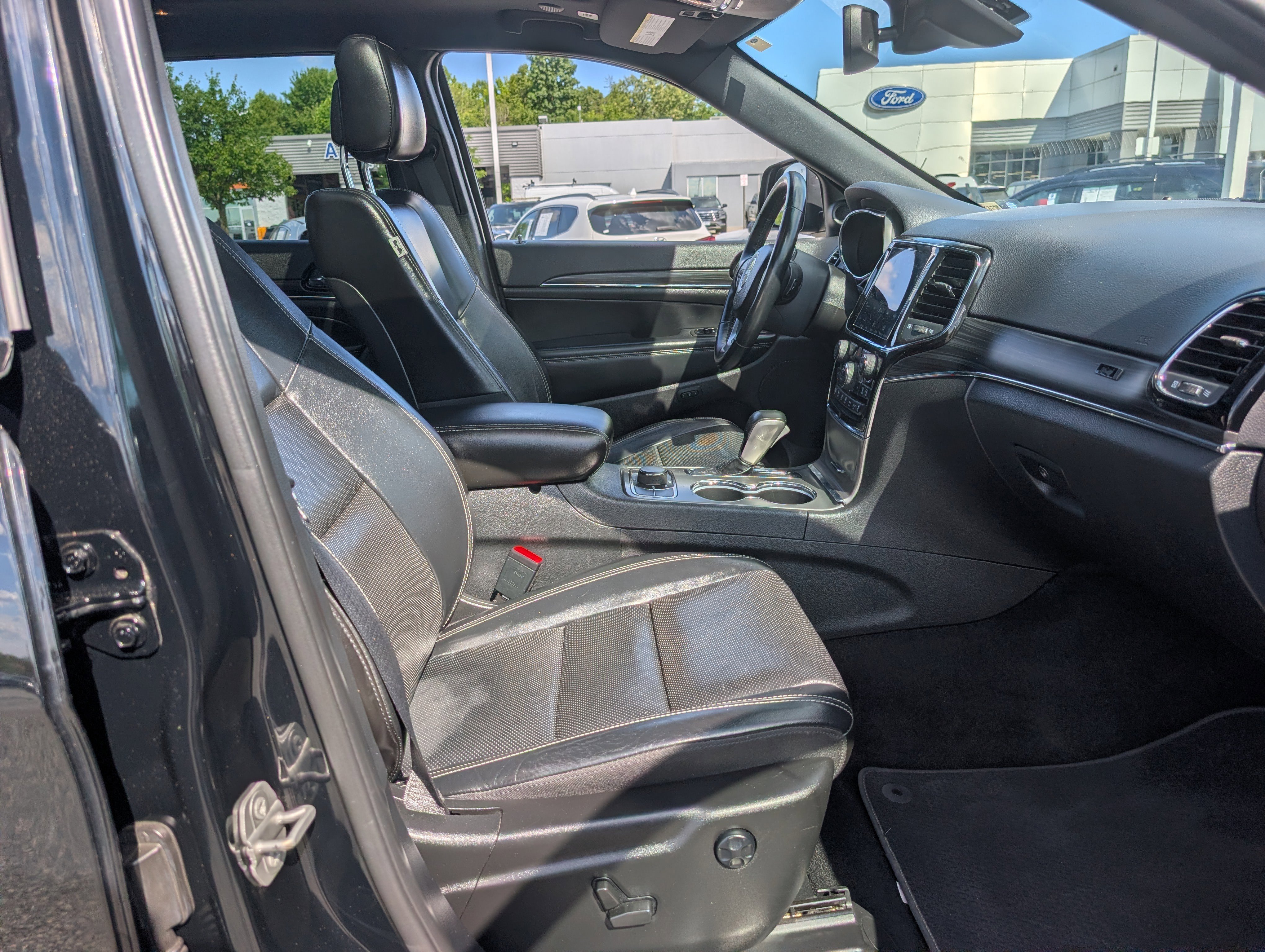 Used 2021 Jeep Grand Cherokee Limited w/ Quick Order Package 28K 80th AWD/4WD image 10