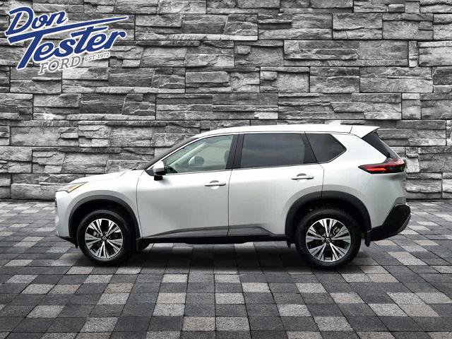 Used 2023 Nissan Rogue SV AWD/4WD image 6