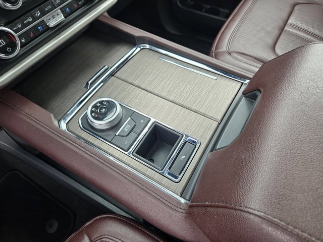 Certified 2024 Ford Expedition Limited image 17