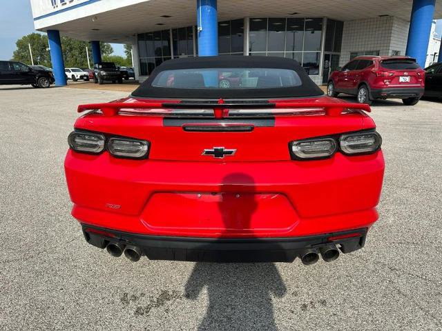 Used 2023 Chevrolet Camaro LT w/ RS Package image 4