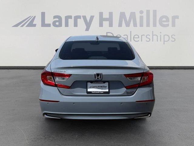Used 2021 Honda Accord Touring image 4