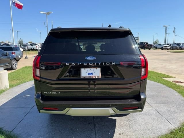 Certified 2025 Ford Expedition Platinum w/ Driver's Package AWD/4WD image 5