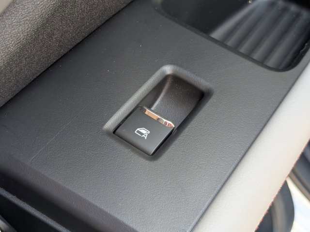 Certified 2025 Ford Expedition Active image 32