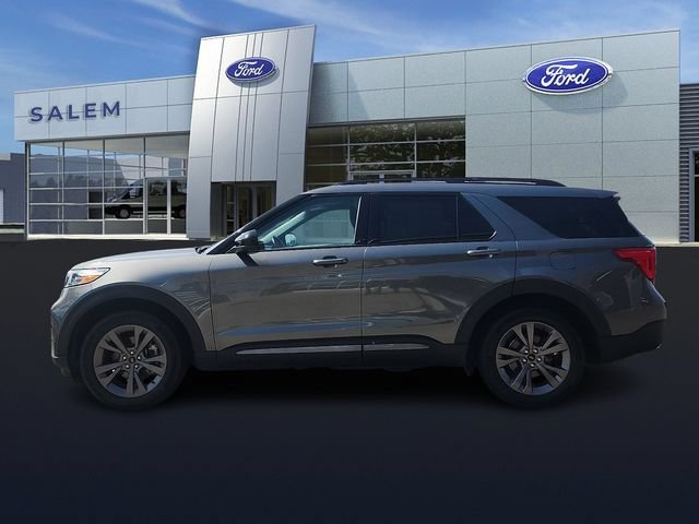 Certified 2023 Ford Explorer XLT w/ Equipment Group 202A AWD/4WD image 5