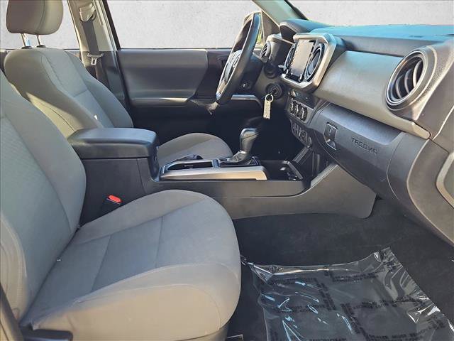 Used 2022 Toyota Tacoma SR5 w/ Technology Package RWD image 19