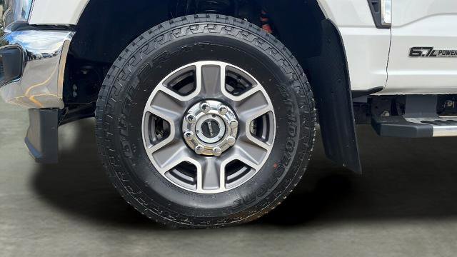 Certified 2025 Ford F350 Lariat image 14