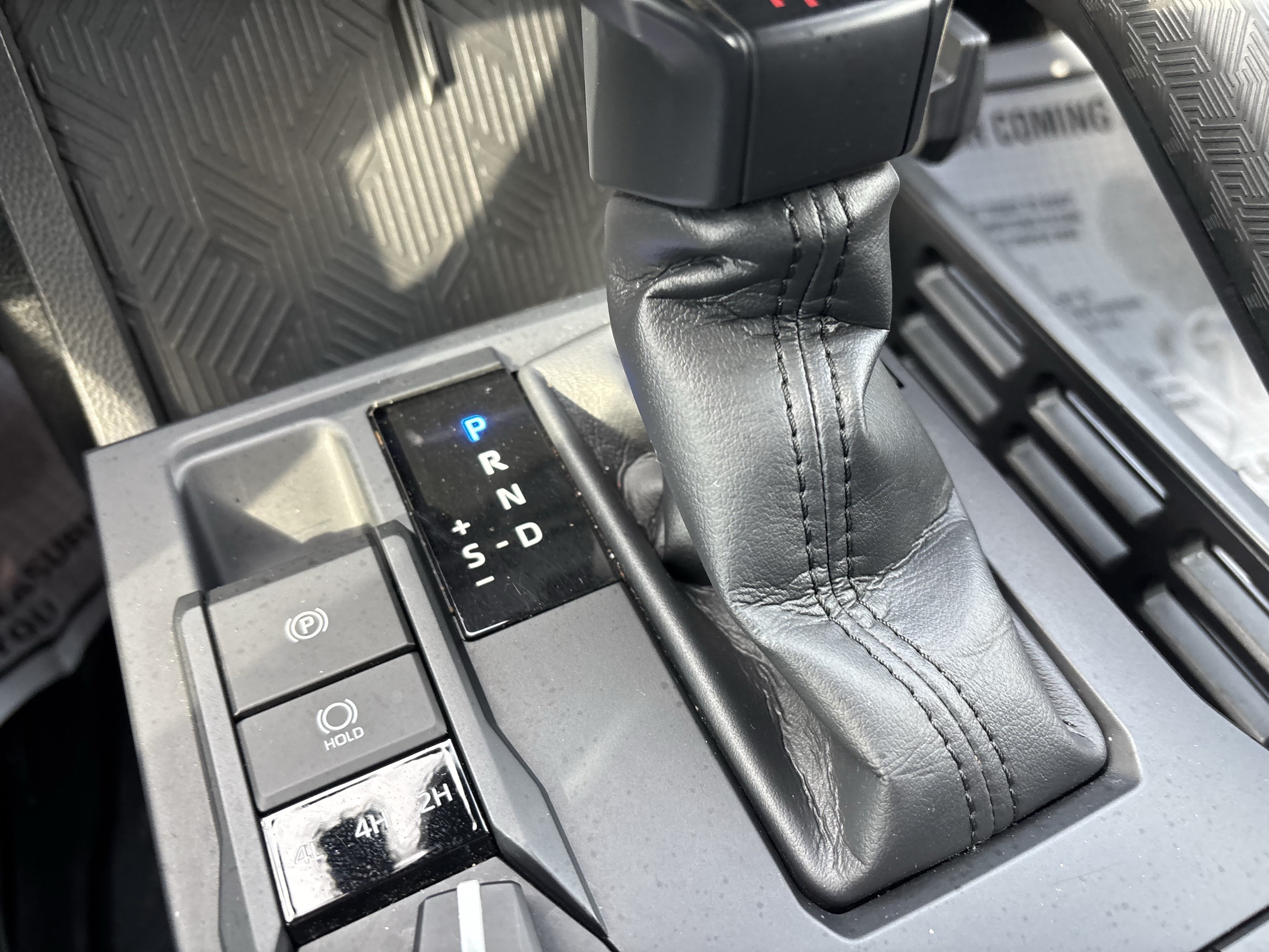 Used 2024 Toyota Tacoma TRD Sport AWD/4WD image 32