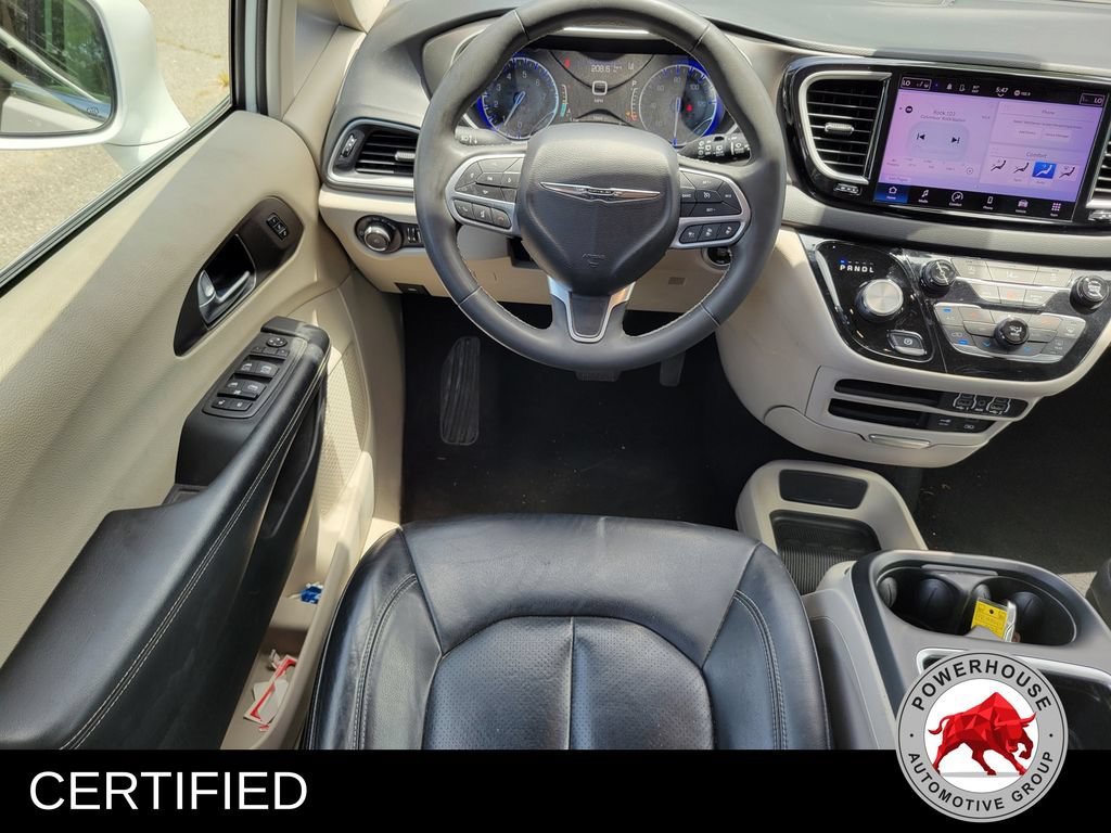 Used 2022 Chrysler Pacifica Touring-L FWD image 20