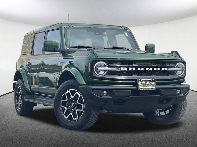 Certified 2025 Ford Bronco Outer Banks AWD/4WD image 2