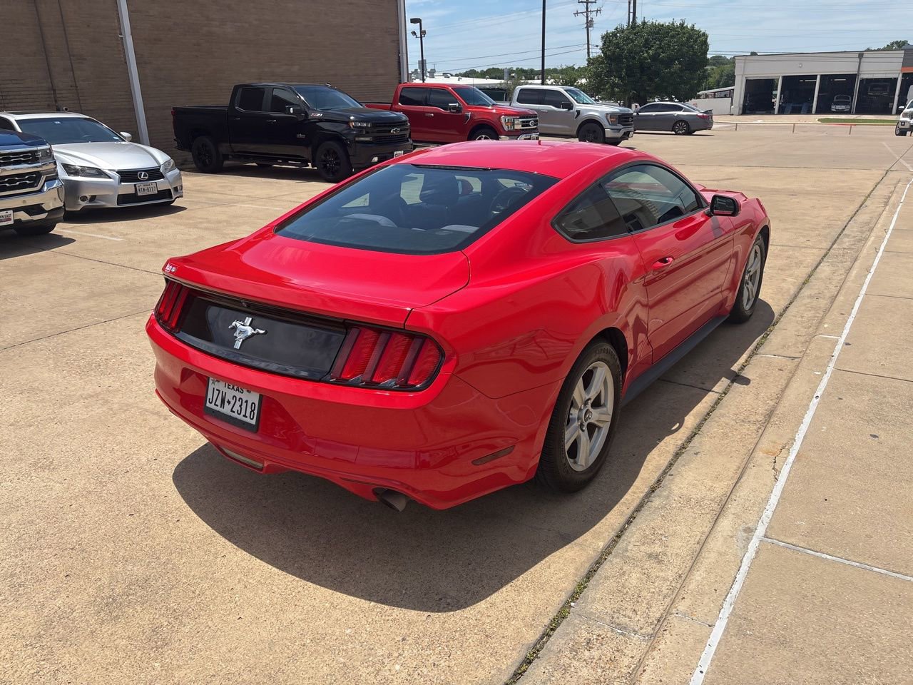 Certified 2017 Ford Mustang Coupe RWD image 5