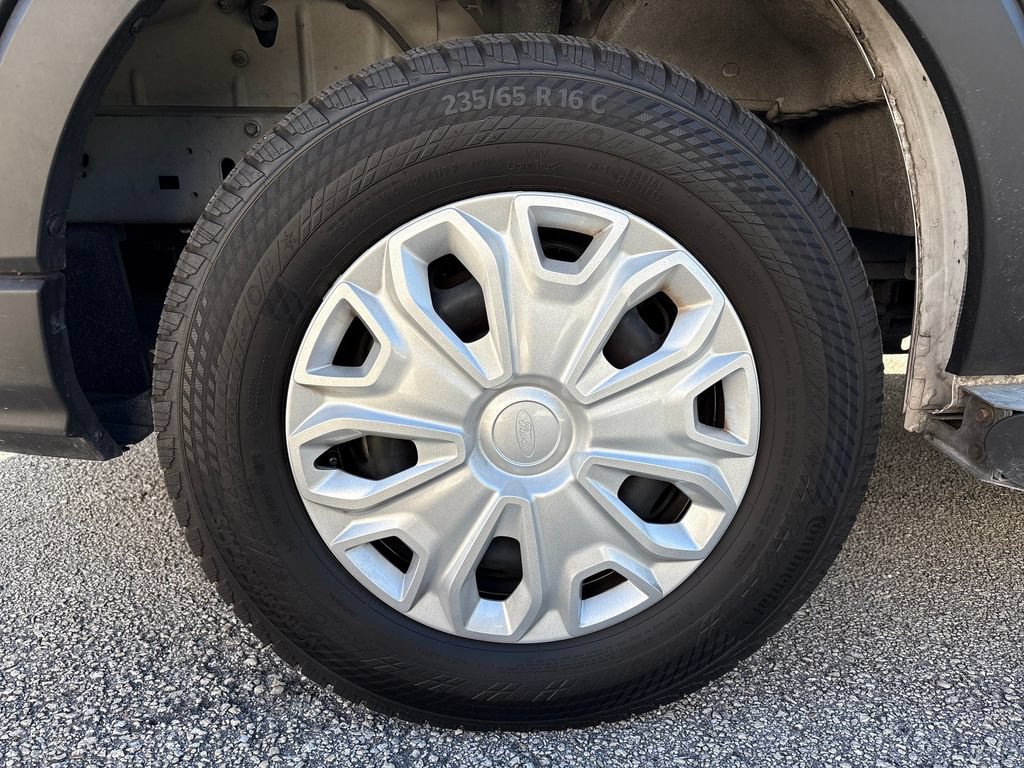 Certified 2025 Ford Transit 250 Low Roof w/ Exterior Upgrade Package RWD image 10