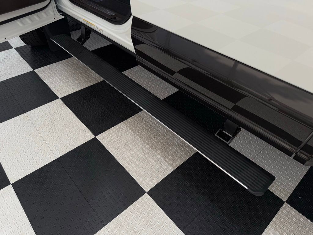 Certified 2025 Ford F450 King Ranch image 27