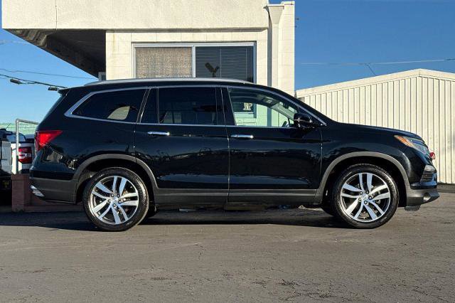 Used 2018 Honda Pilot Touring image 6
