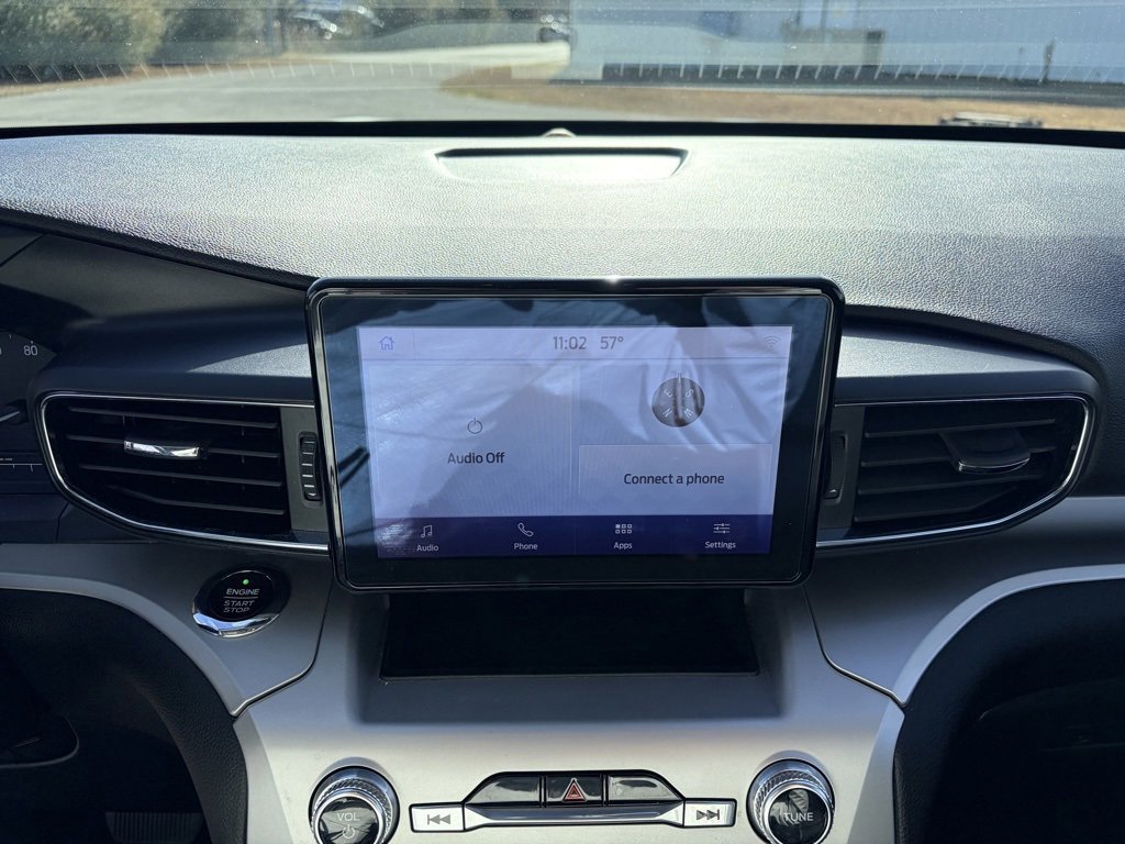 Certified 2021 Ford Explorer XLT w/ Equipment Group 202A image 11