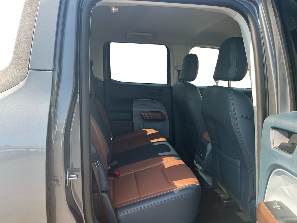 Certified 2024 Ford Maverick Lariat w/ FX4 Off-Road Package AWD/4WD image 23