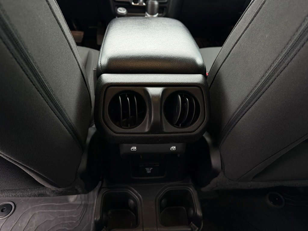 Used 2023 Jeep Gladiator Willys image 26
