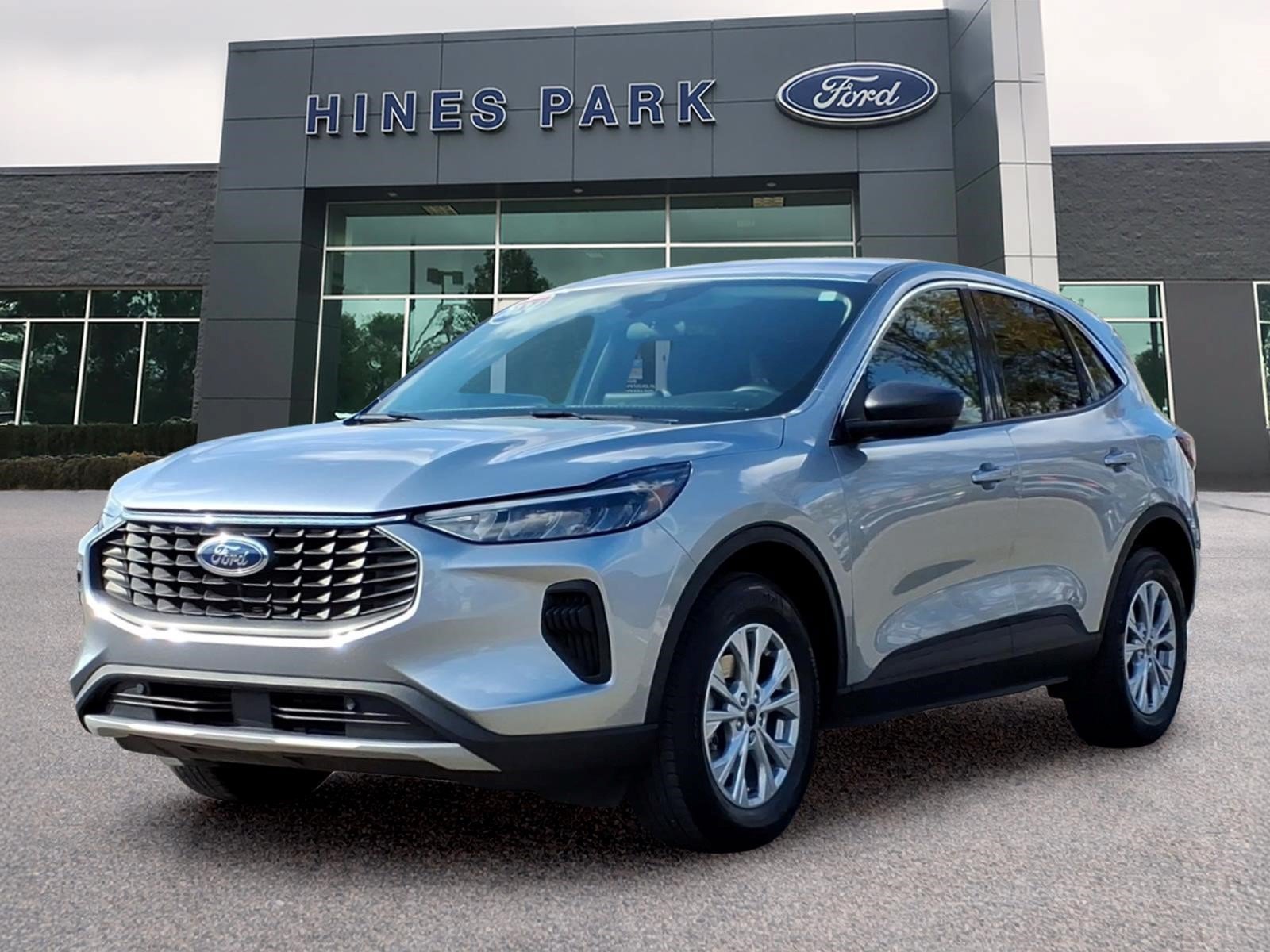 Certified 2024 Ford Escape Active AWD/4WD image 3