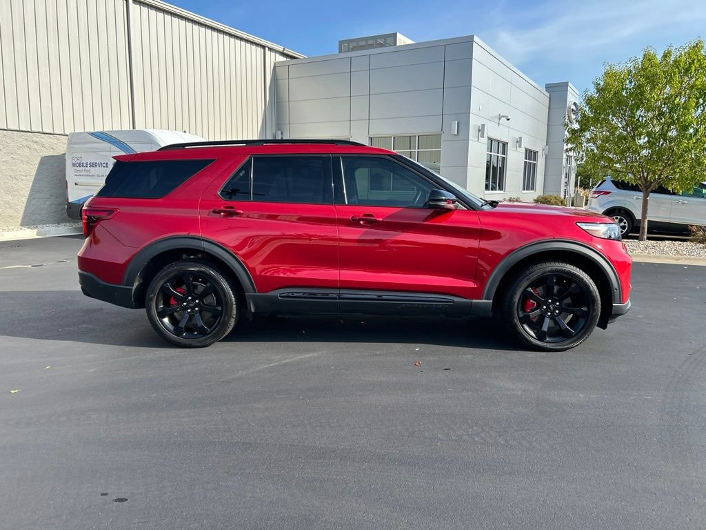 Certified 2020 Ford Explorer ST w/ ST Street Pack AWD/4WD image 6