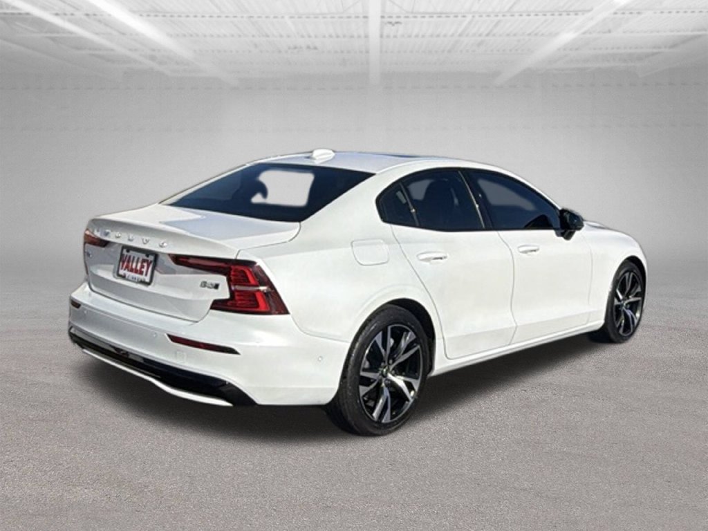 Used 2024 Volvo S60 B5 Plus AWD/4WD image 11