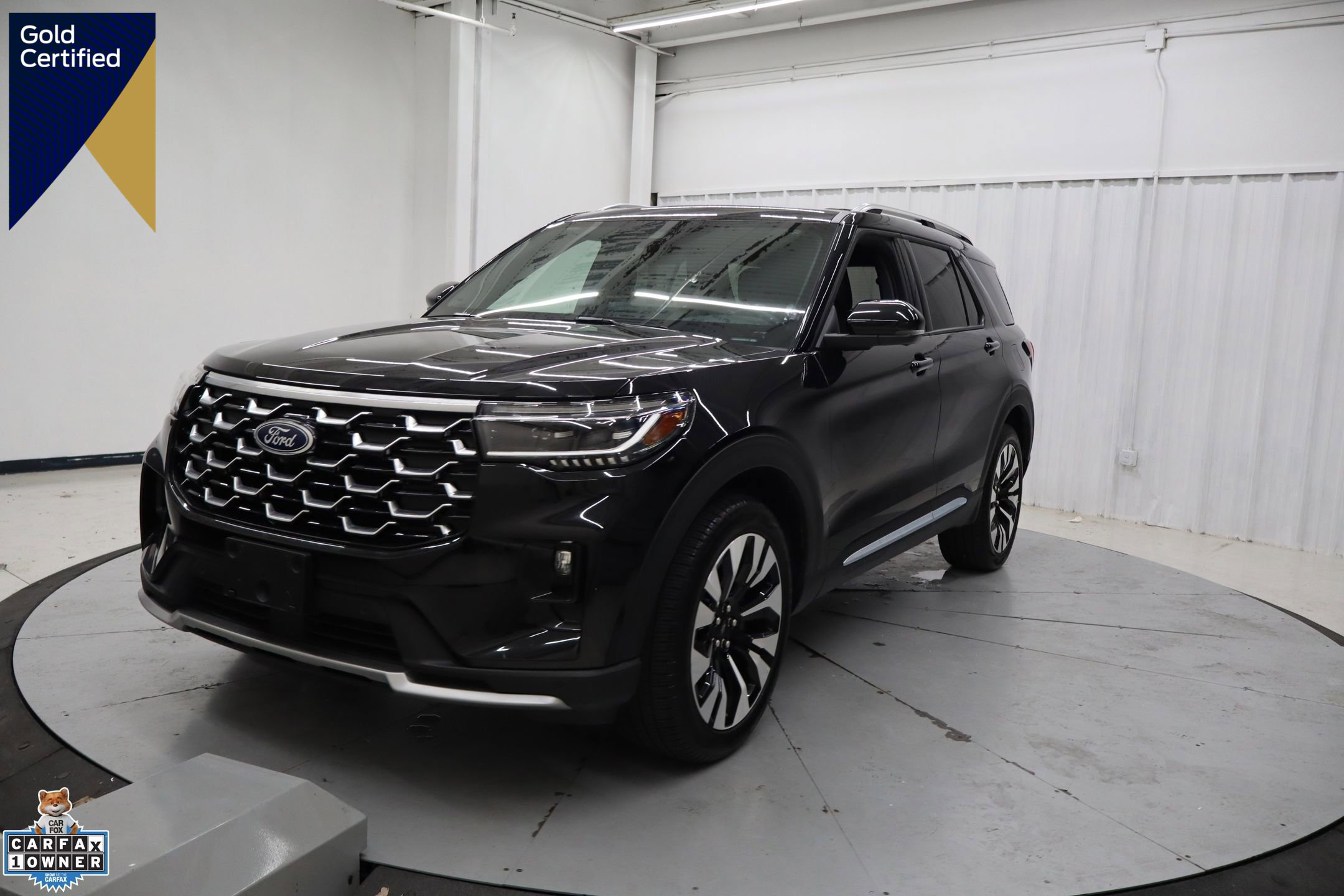 Certified 2025 Ford Explorer Platinum w/ LUX Leather Package image 1