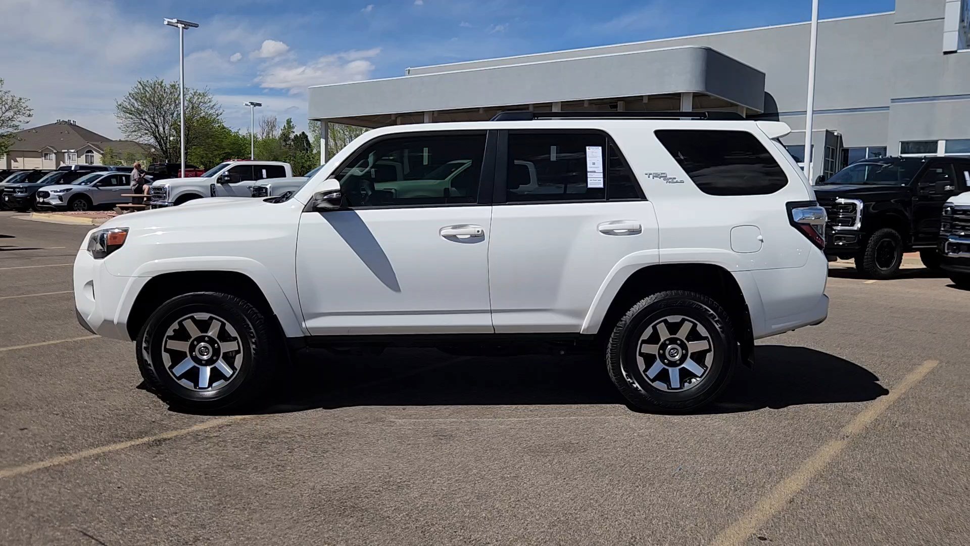 Used 2021 Toyota 4Runner TRD Off-Road Premium w/ Moonroof Package AWD/4WD image 23