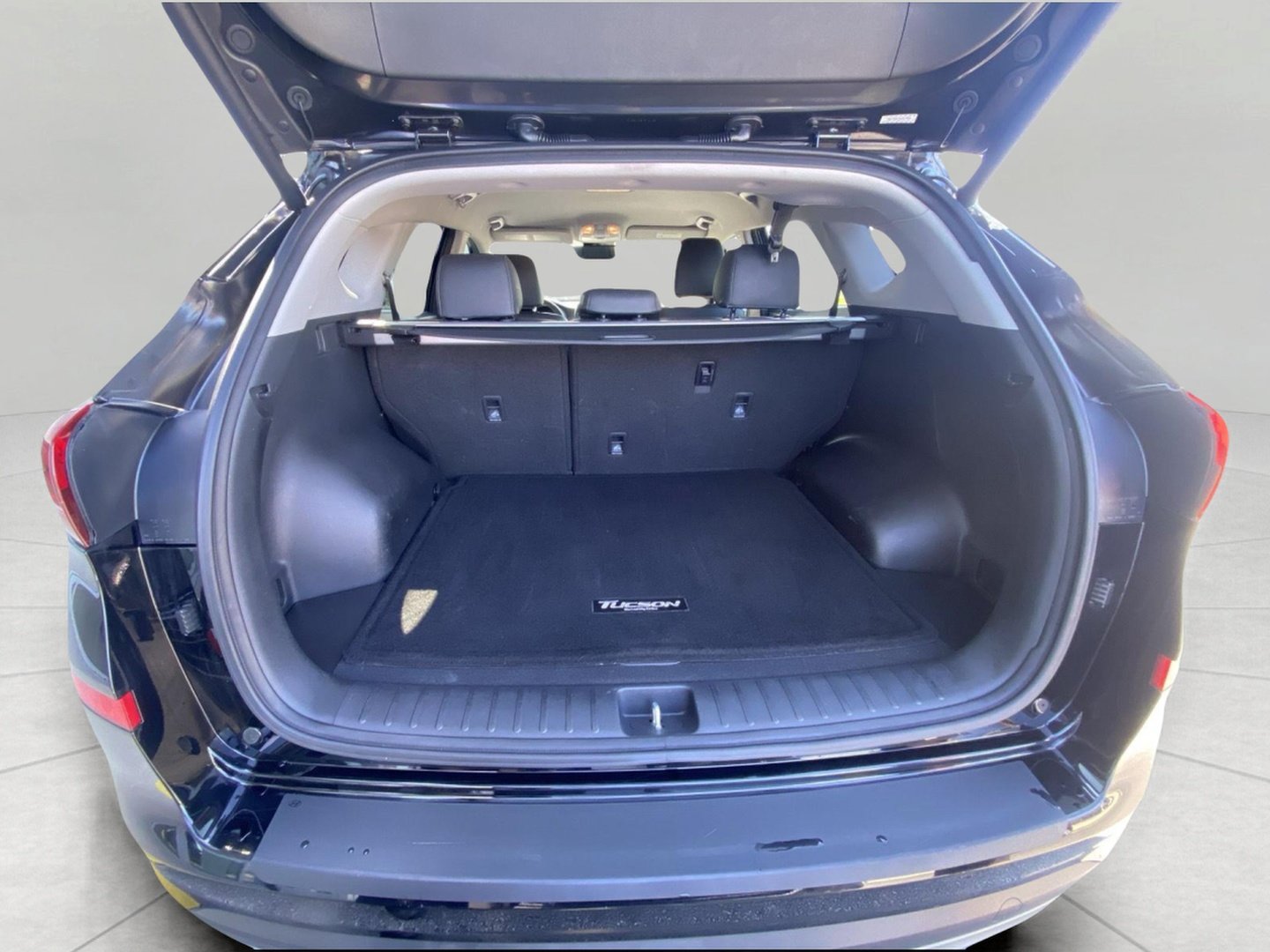 Used 2019 Hyundai Tucson Limited FWD image 12