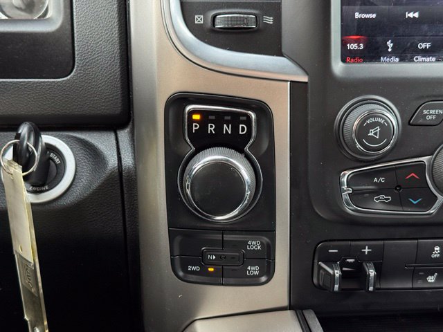 Used 2018 RAM 1500 SLT AWD/4WD image 12
