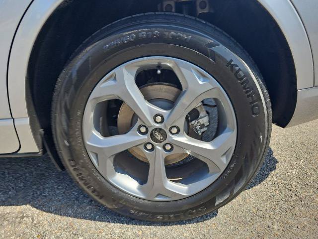 Certified 2023 Ford Escape ST-Line AWD/4WD image 33