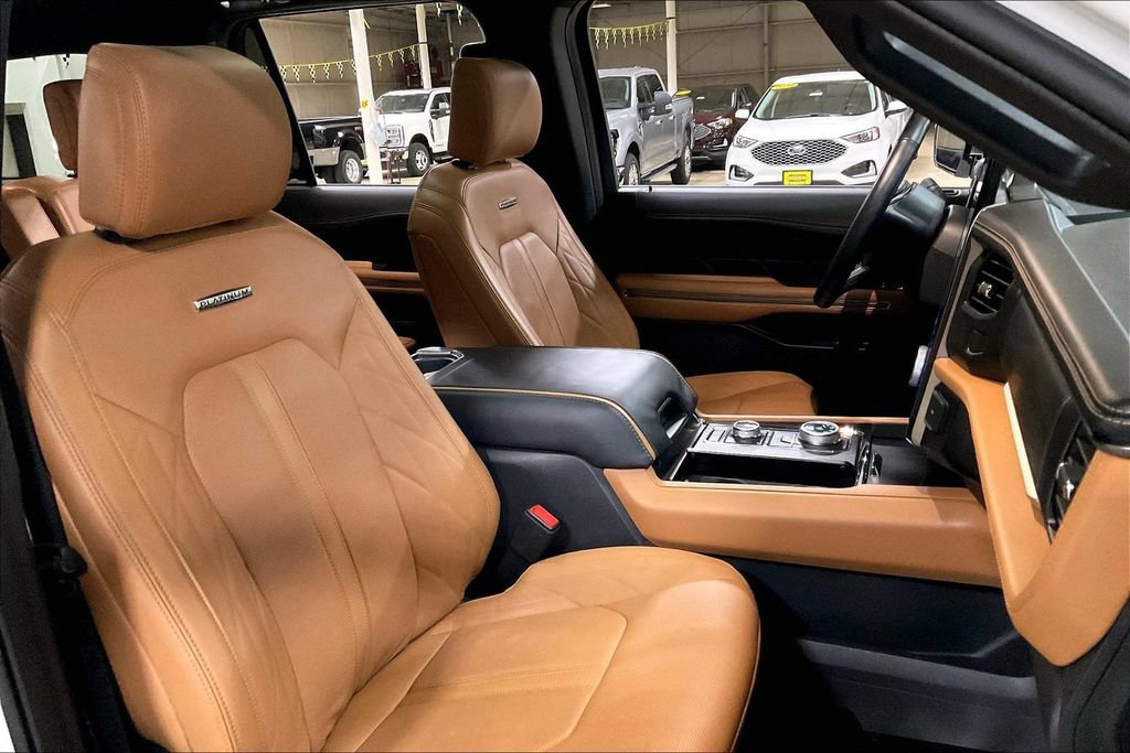 Certified 2023 Ford Expedition Max Platinum AWD/4WD image 7