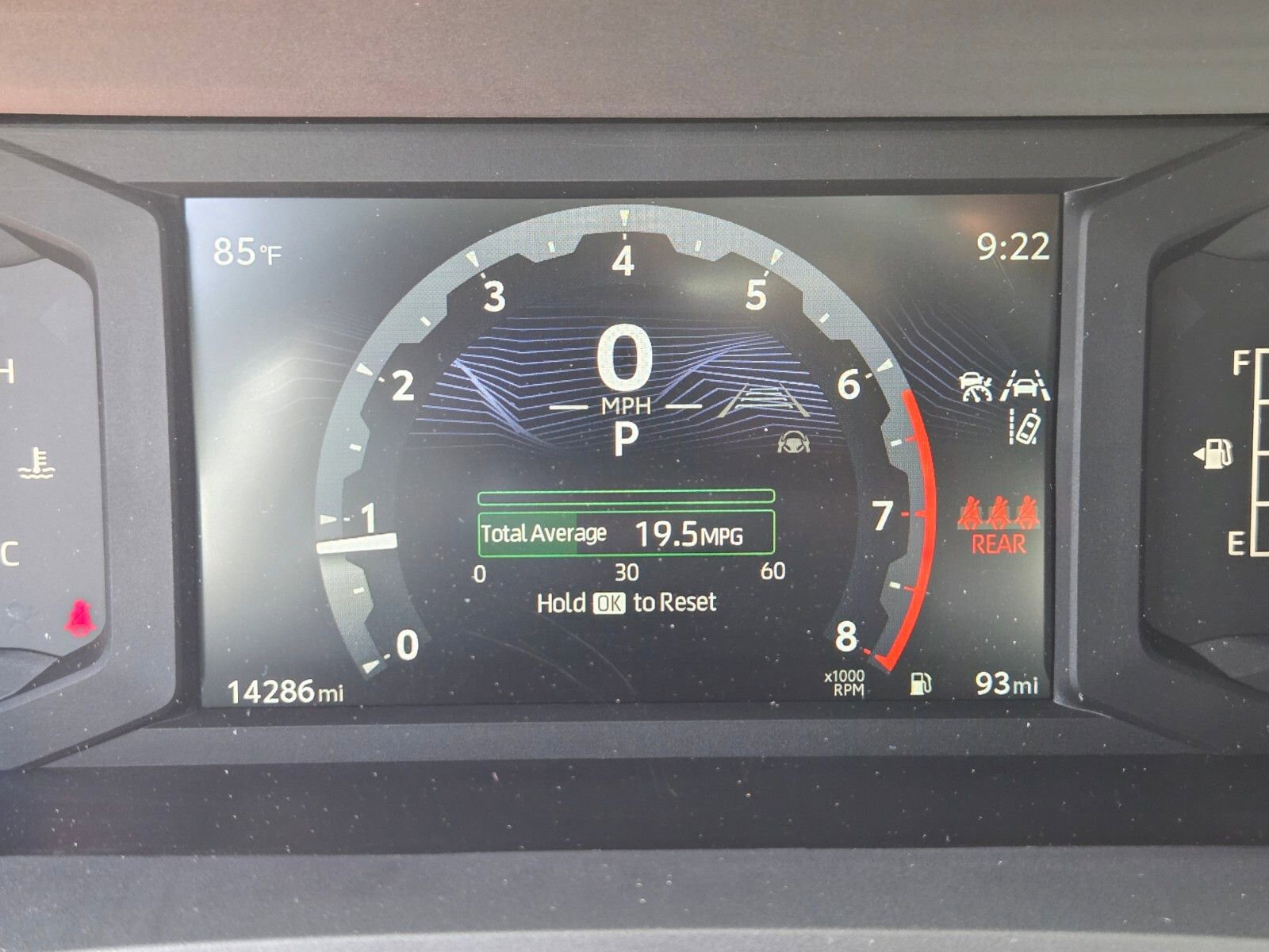 Used 2025 Toyota Tacoma SR5 AWD/4WD image 19