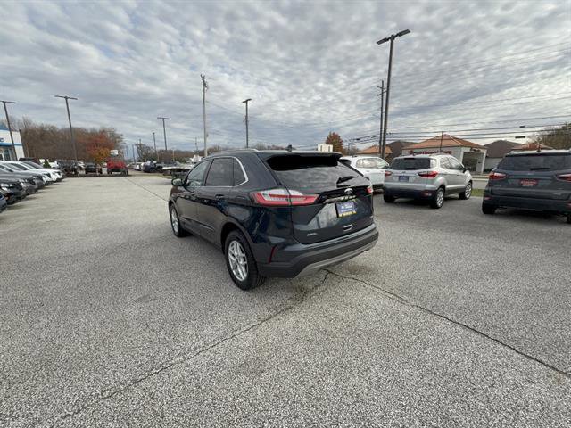 Certified 2022 Ford Edge SEL w/ Convenience Package AWD/4WD image 3